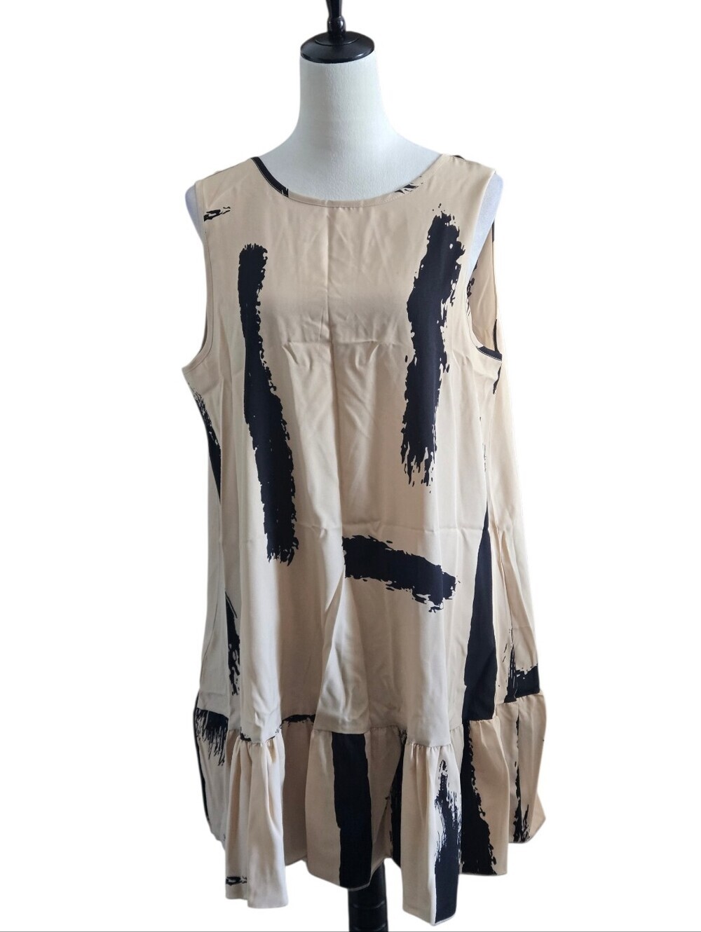 Dressin Cute Paint Strokes Art Design/Pattern Ruffled Hem Sleeveless Size XL